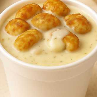 Nhocão de batata com recheio de queijo e molho á sua escolha