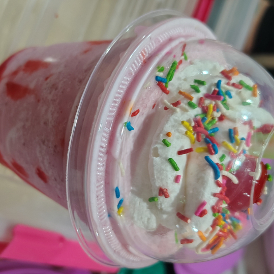 Frape de Fresa de 14 Onz