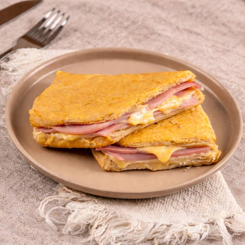 Sánguche de Jamón y Queso