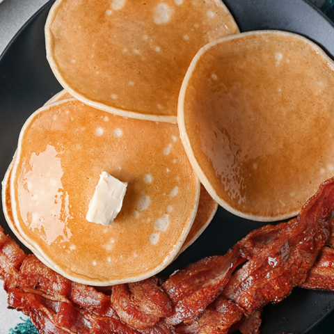 Hot Cakes con Tocino
