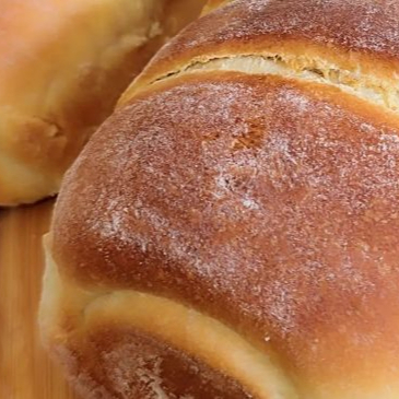 Pão caseiro da casa 350g - vendido por unidade.