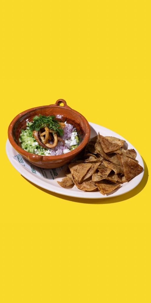 GUACAMOLE CON CALAMARES FRITOS