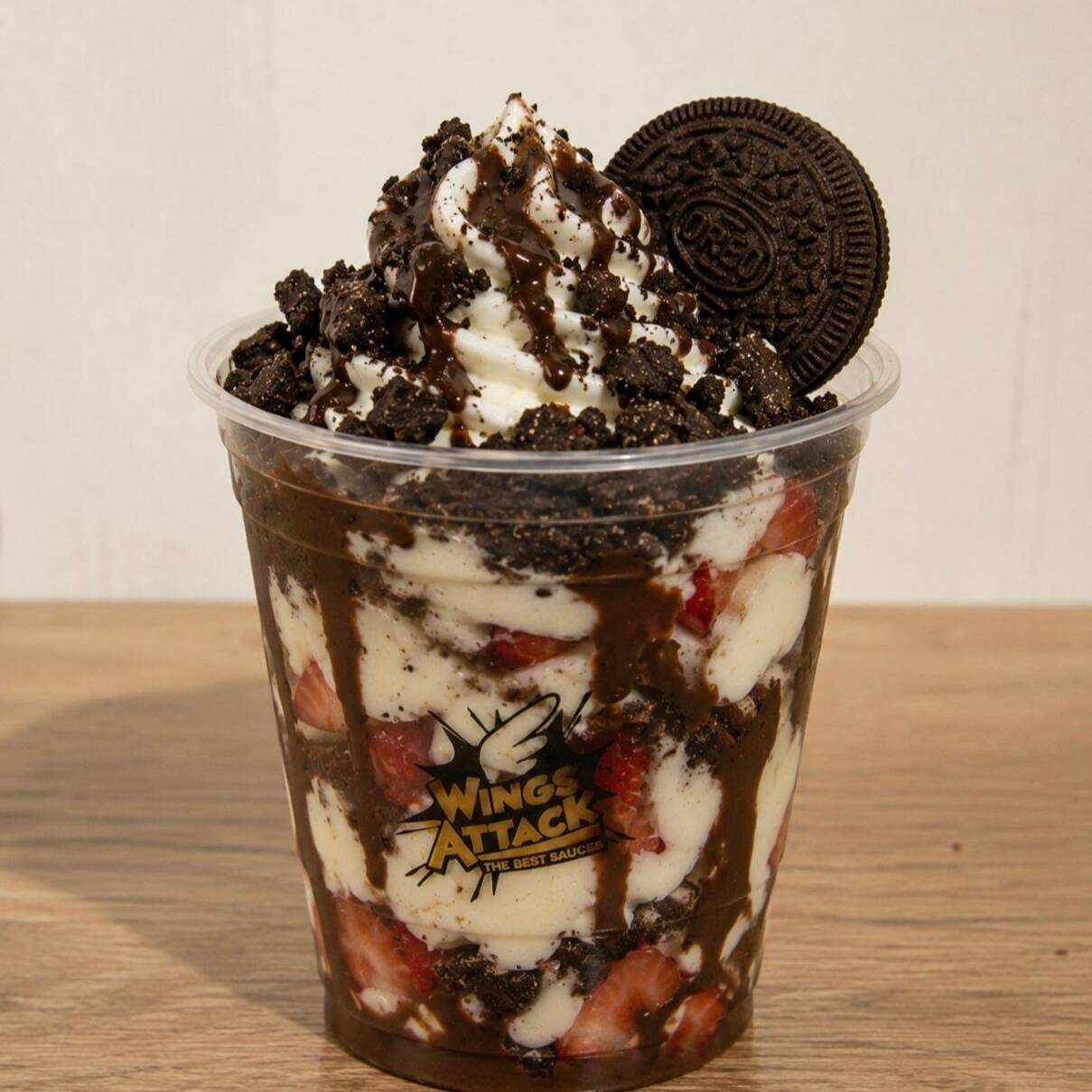 Fresas con Crema, Nutella y Galleta Oreo