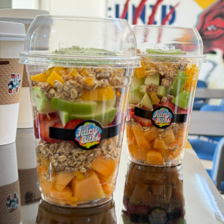FRUTA DE TEMPORADA EN VASO