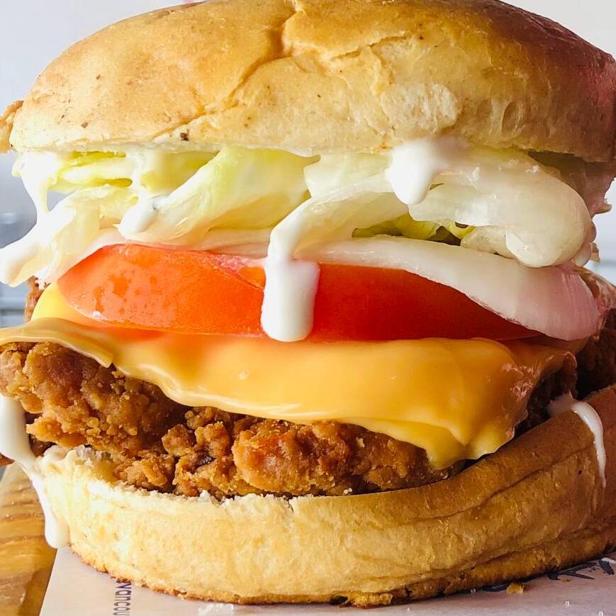 Hamburguesa De Pollo con papas