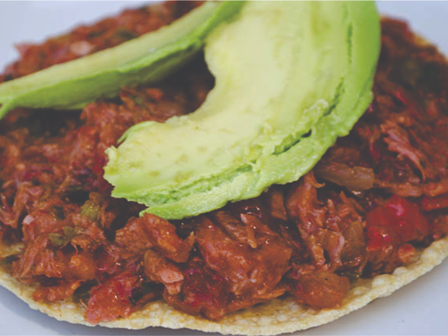 Tostada Marlín al Chipotle