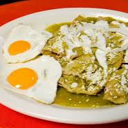 CHILAQUILES VERDES CON HUEVO