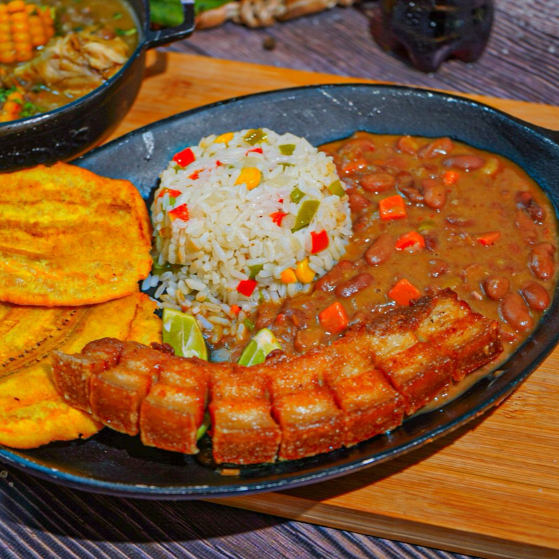 Almuerzo de Chicharron
