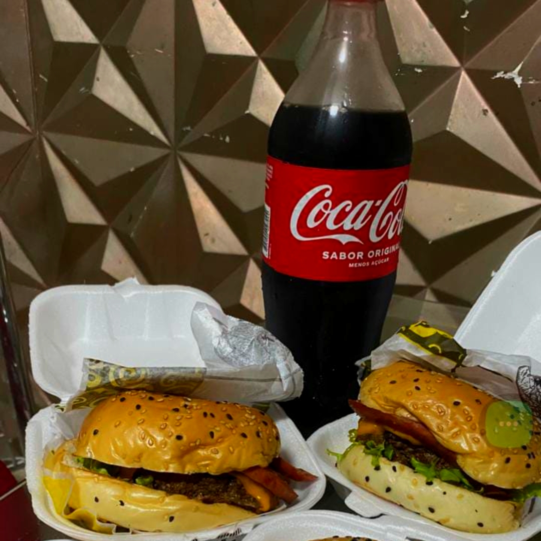 2 Raízes Smach mais refrigerante litro.