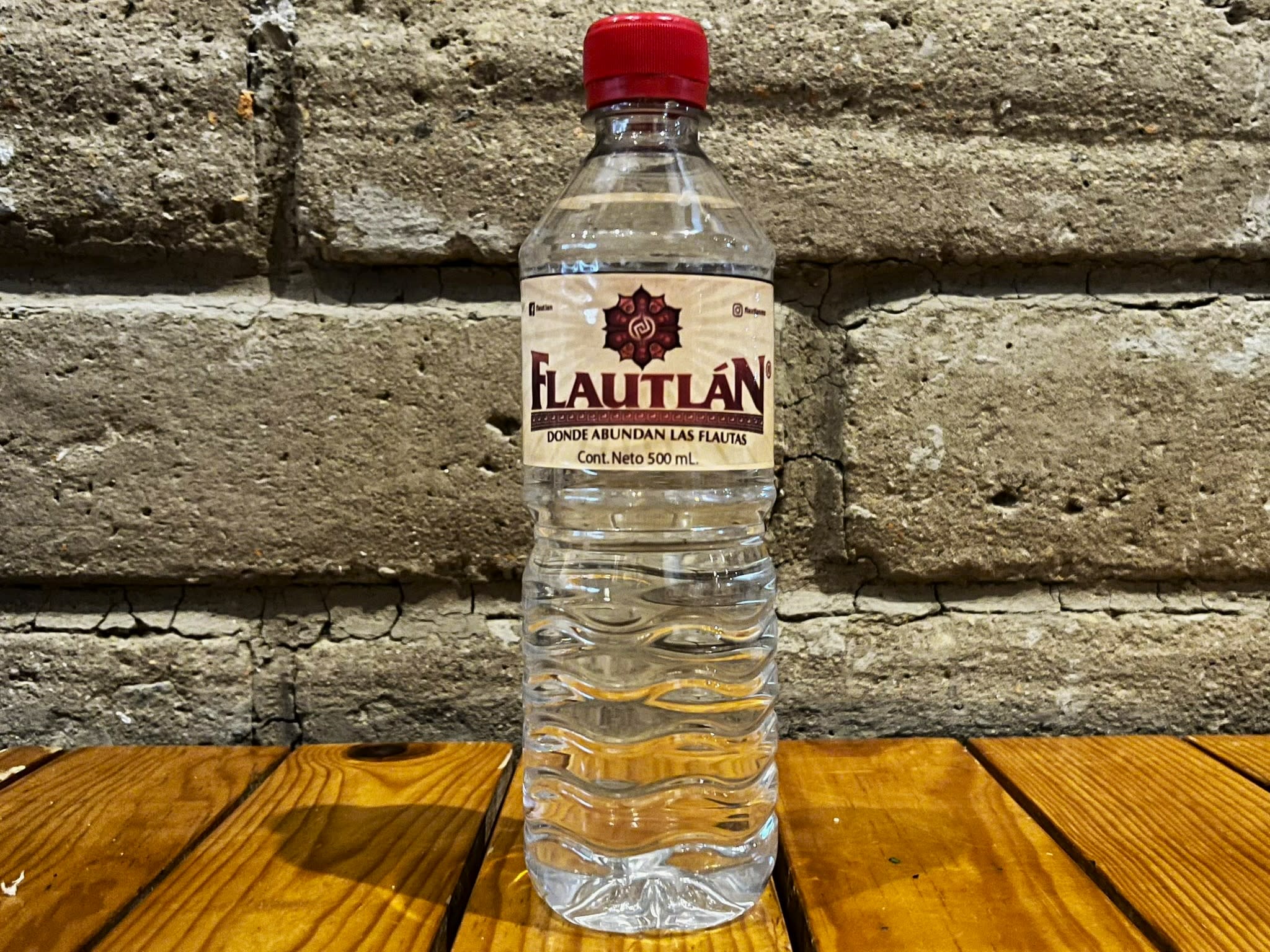 Agua embotellada