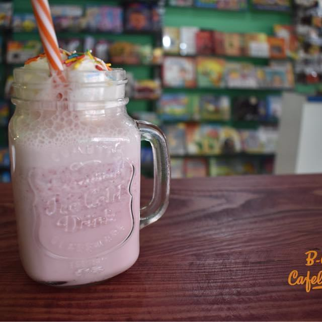 Malteada de Fresa 14OZ