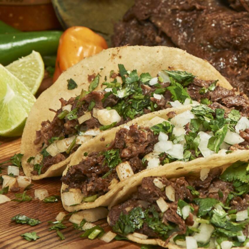Taco de Barbacoa en Maiz (1)