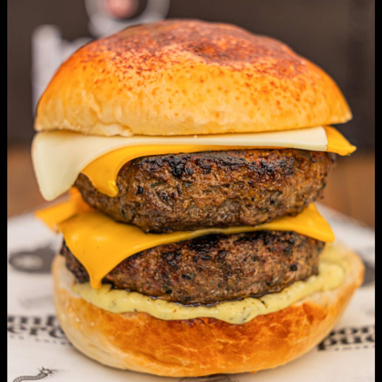 BOMBASTIC DOBLE