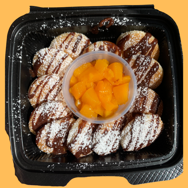 Mini Hot Cakes chicos con Fruta