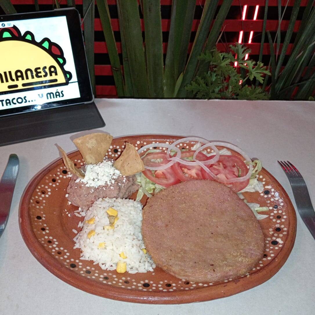 PLATILLO MILANESA DE JAMON RELLENO DE QUESO