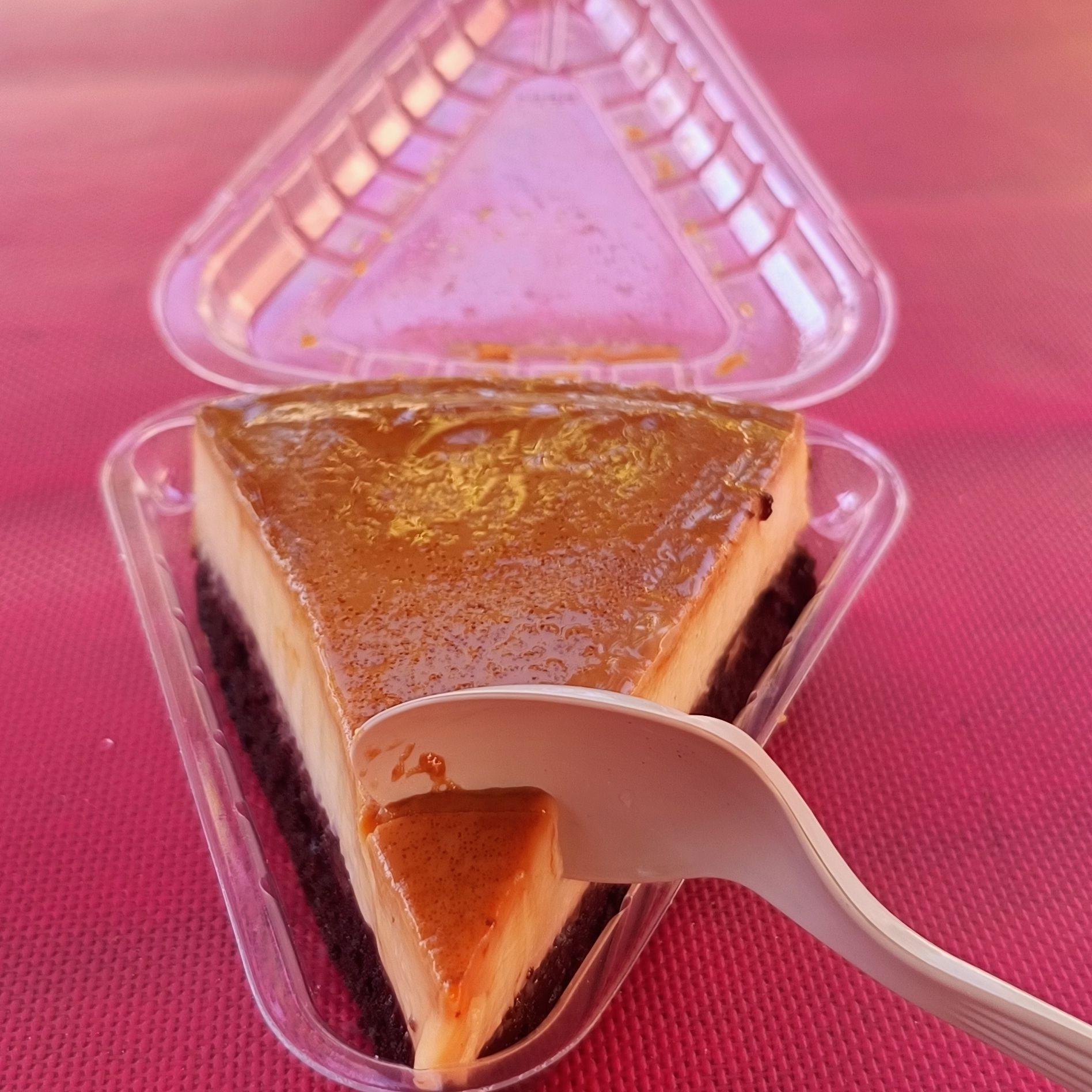 Rebanada de Chocoflan Costco