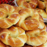 trigo, fermento, margarina, ovo e leite