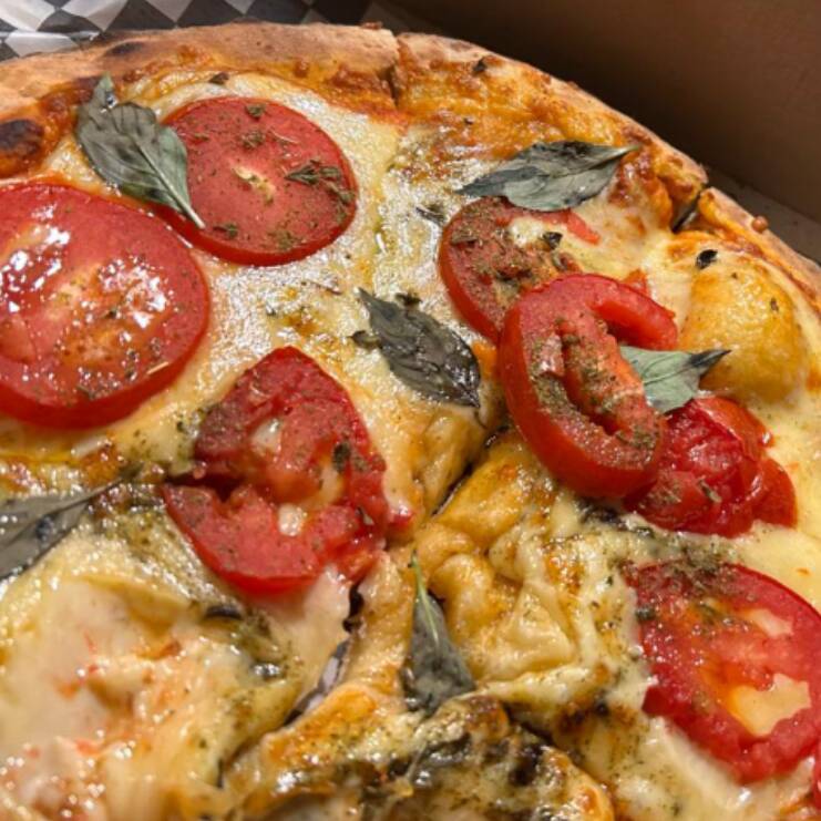 Pizza Champiño