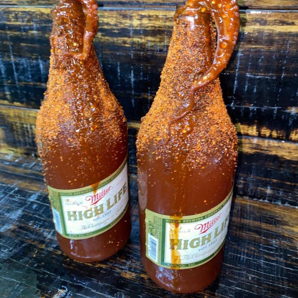 Cerveza escarchada y adornada CAGUAMA