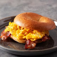 Bagel Huevo Tocino