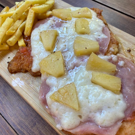 Milanesa Hawaiana