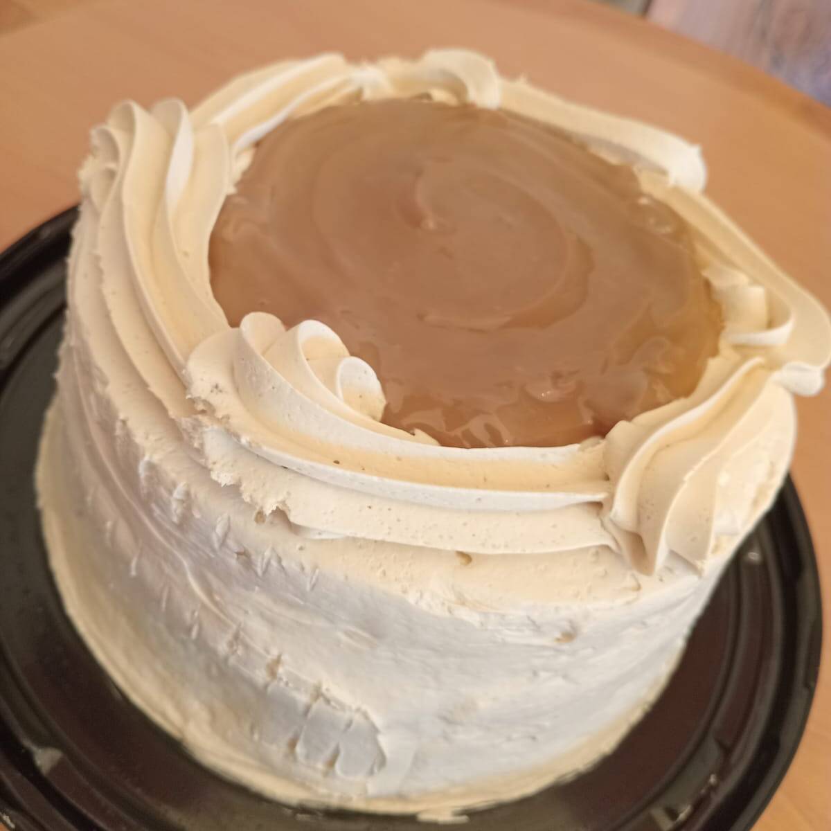Pastel Dulce de leche (4 Rebanadas 6 Pulgadas)