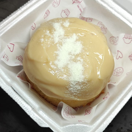 Mini bolo vulcão sabor Ninho com massa branca!!