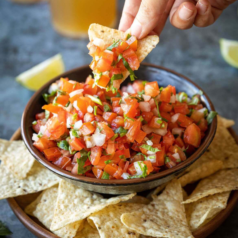 Molho a base de tomates, cebola e temperos