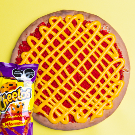 Pizza Especialidad Flaming Hot.