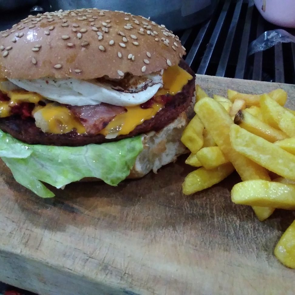 Hamburguesa hawaiana