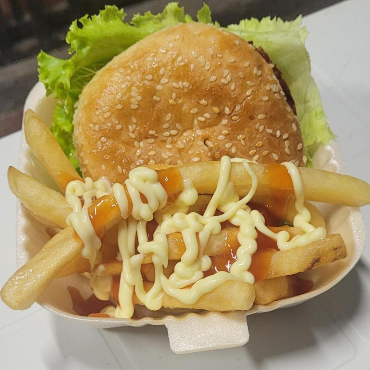 Hamburguesa y Acompañamiento