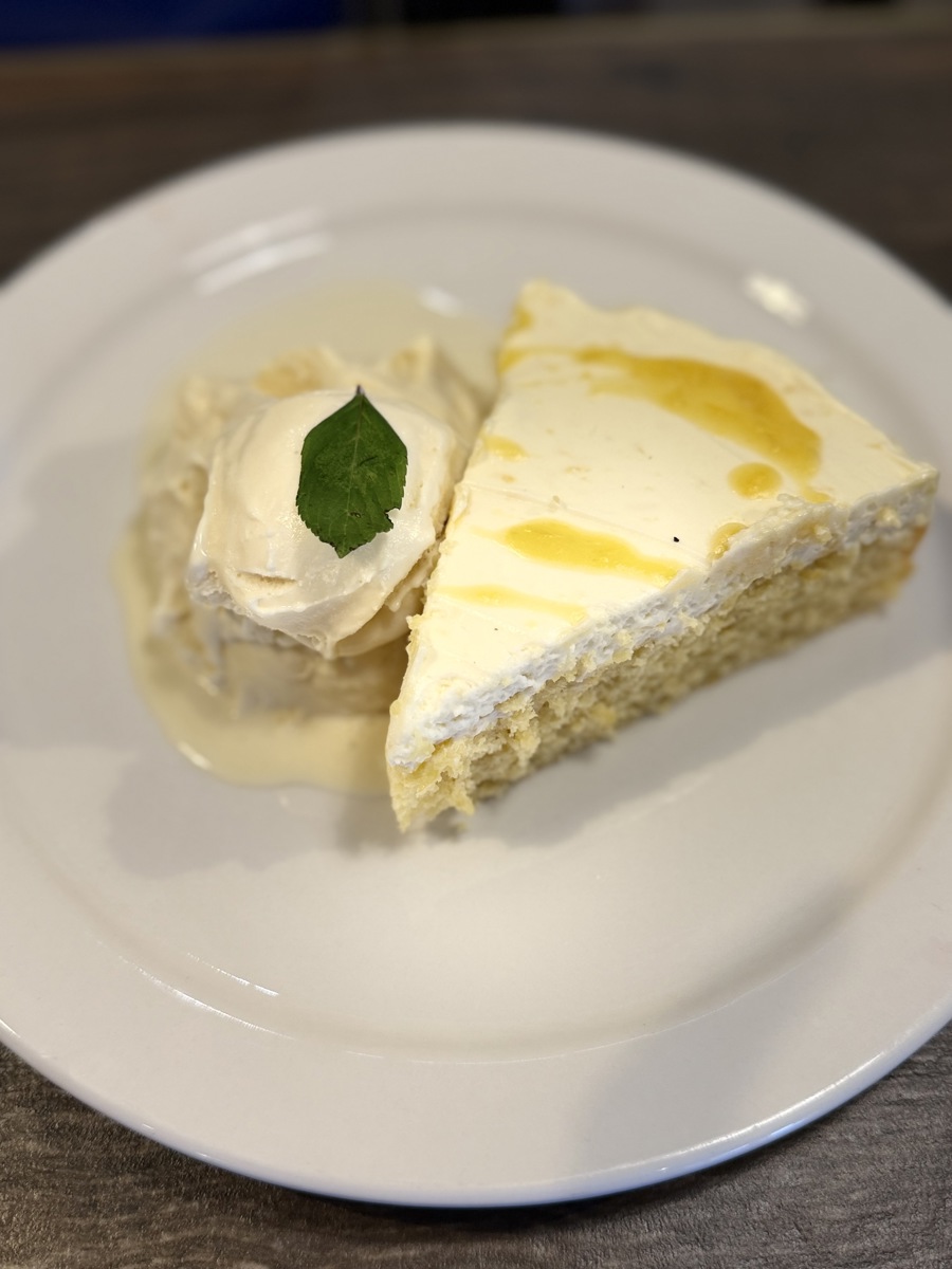 Torta Caprese al Limone