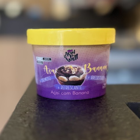 (Pote de 250ml) Açaí cremoso batido com banana, naturalmente doce e cheio de energia. Perfeito para refrescar, nutrir e matar a vontade de um sabor irresistível.
