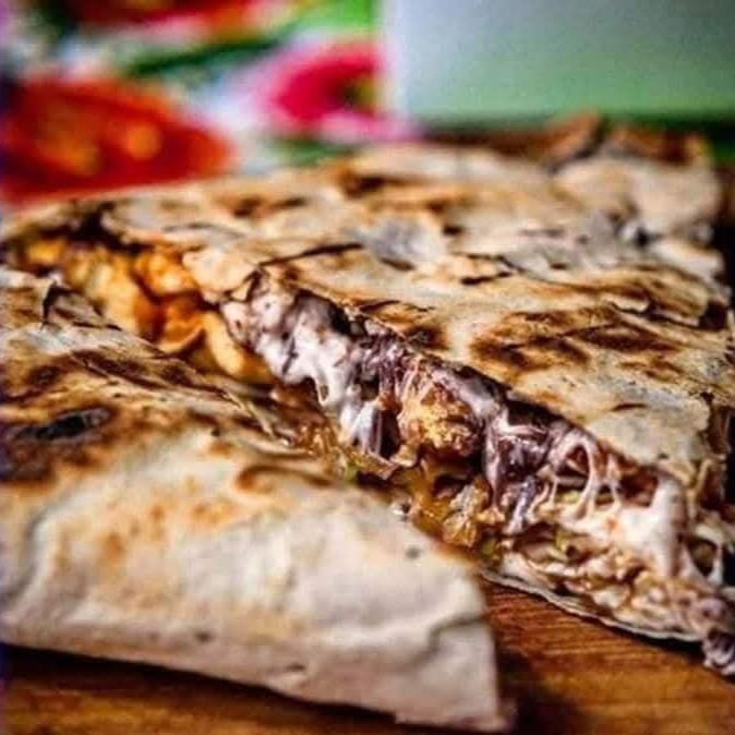 TLAYUDA DE SALCHICHA