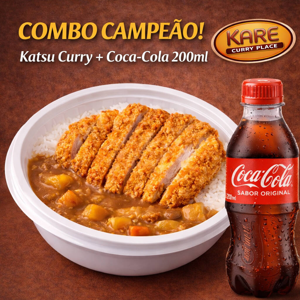 Karê é um dos pratos mais populares no Japão e tem origem indiana e é conhecido no Brasil como curry. No estilo japonês o molho é mais encorpado e leva batata, cenoura e pedacinhos de carne para dar mais sabor ao prato. No caso do karê chicken o peito de frango é empanado em farinha panko. A montagem final do prato é feita com arroz japonês, molho de karê e a carne escolhida. O resultado é um prato muito saboroso, principalmente pelo karê ser bem temperado e picante e o arroz japonês não levar tempero algum. Tudo isto com o complemento da carne que você escolheu. Vale a pena provar e conhecer este saboroso prato!