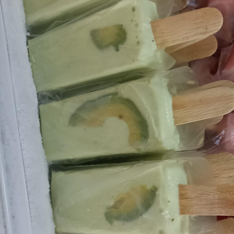 PALETA DE AGUACATE