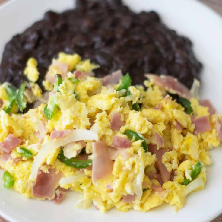 Huevos con Jamon