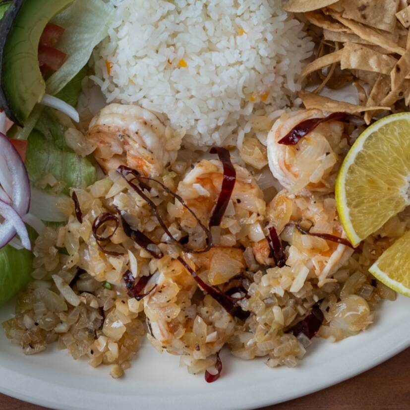 Camarones al Ajillo