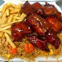 Arroz Oriental con Costillas BBQ