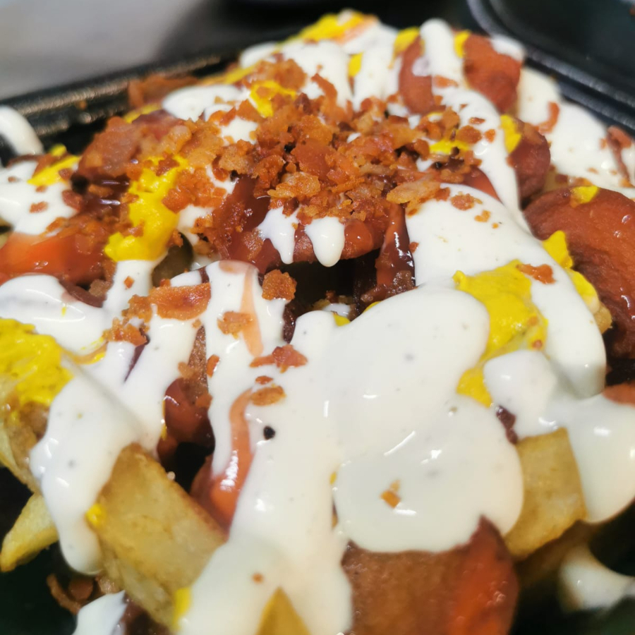 Salchipapas
