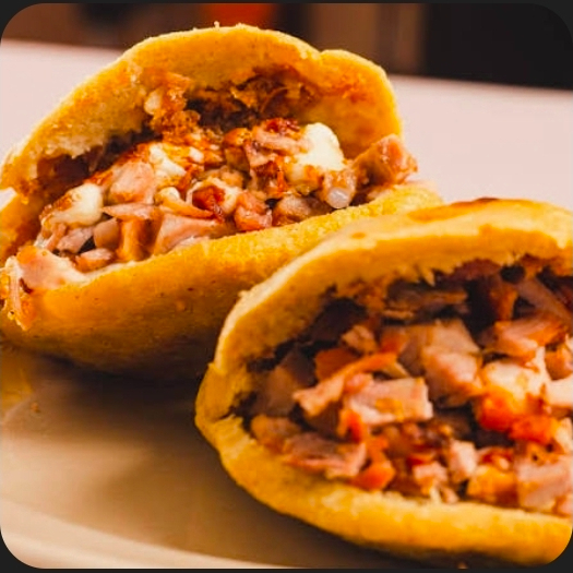 Gorditas de carnitas