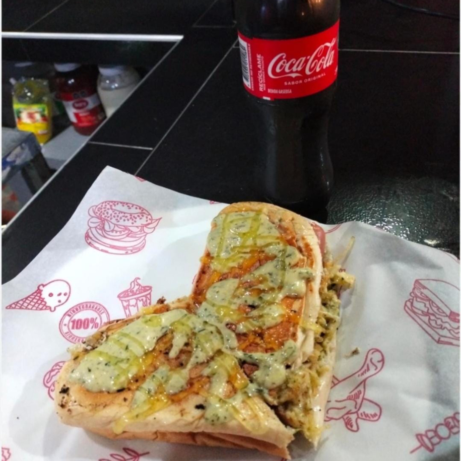 Perro Caliente Sencillo + Papas