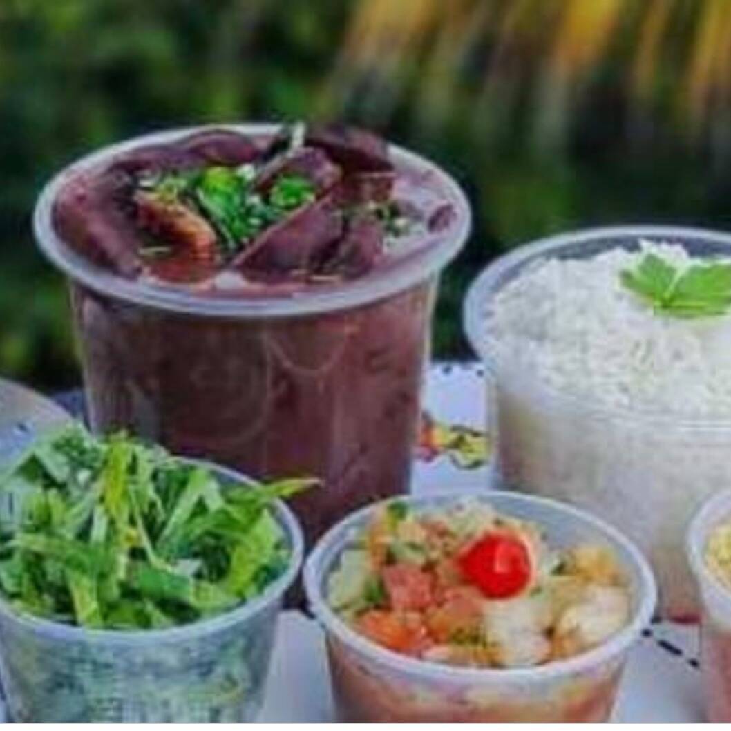 ( Cada Pessoa recebe a sua ) Feijão Preto I Carne Seca | Calabresa | Arroz Branco | Couve | Torresmo I Farofa