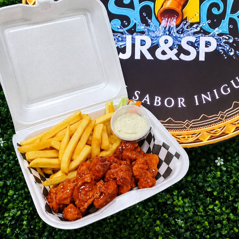 Boneless en Salsa de Mango Habanero con Papas