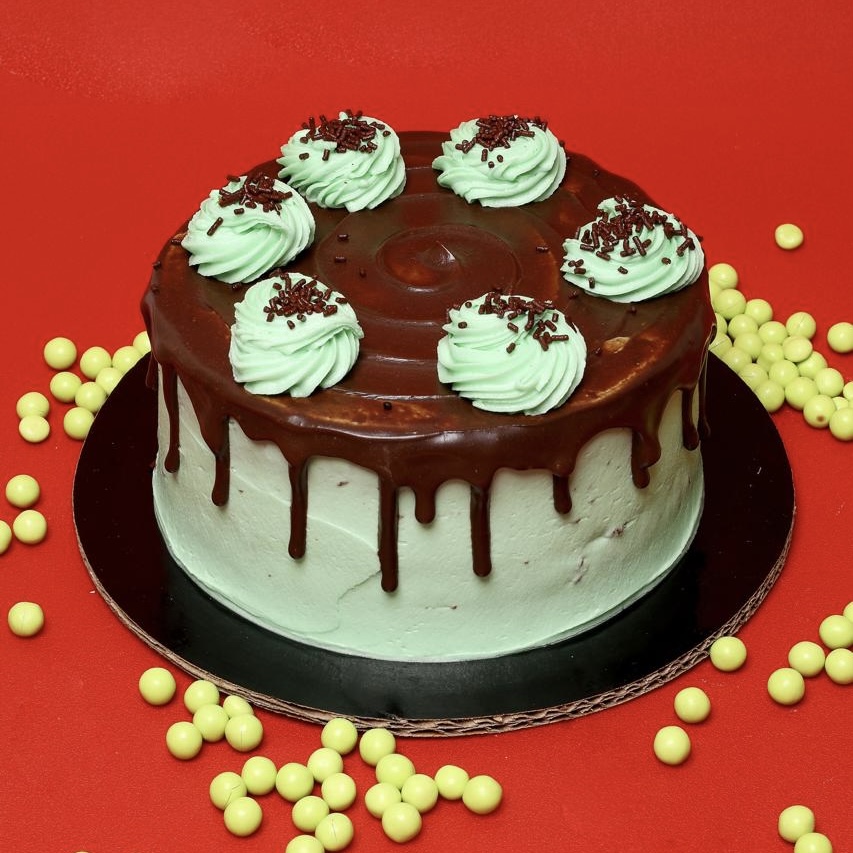 Pastel de chocomenta (04 personas)