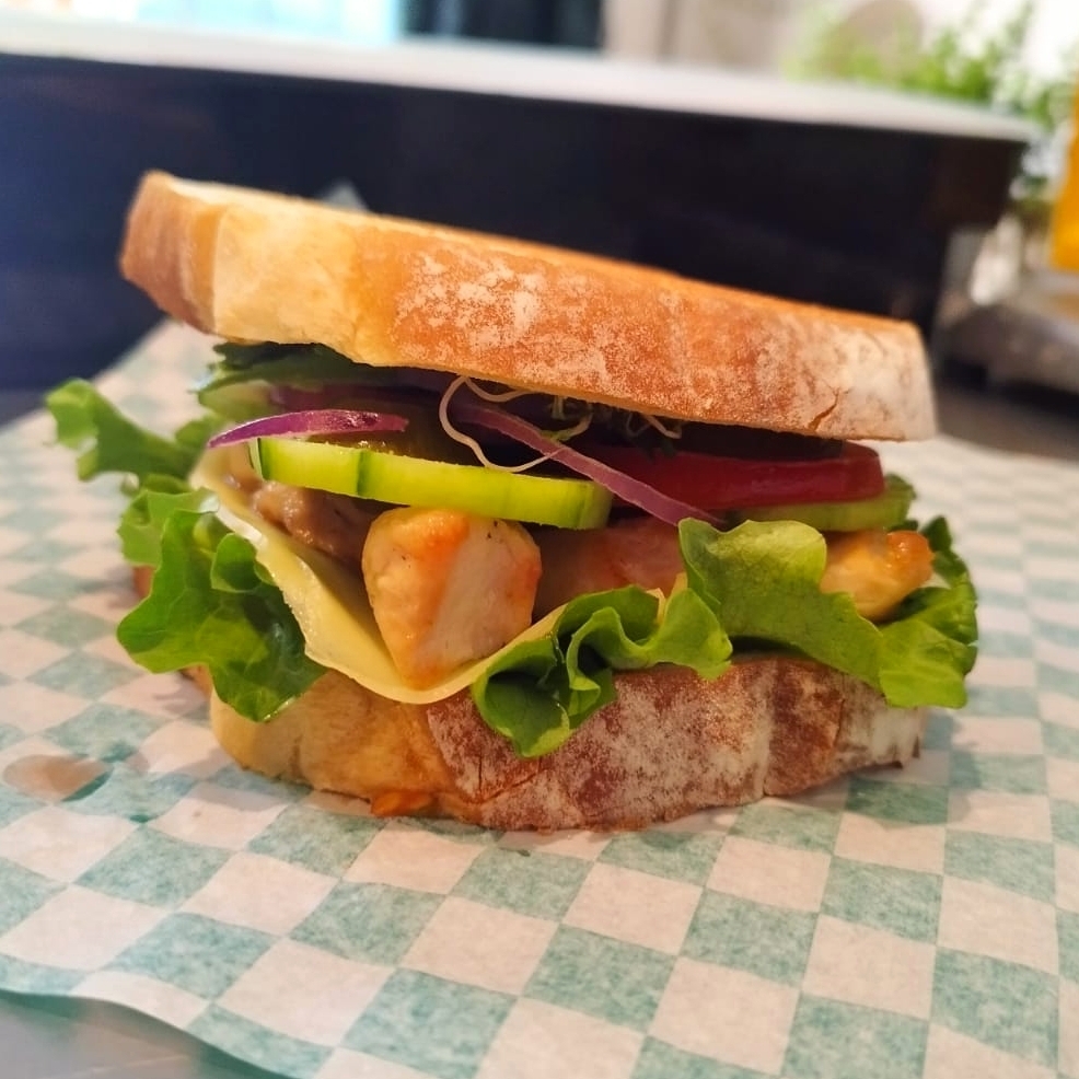 Sándwich de Pollo