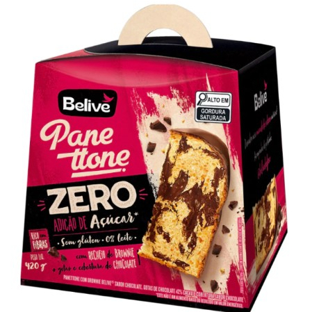 Ingredientes: Mix sem glúten (amido modificado, farinha de arroz, fécula de mandioca, farinha de amêndoas, polvilho azedo, proteína isolada de soja, farinha de soja não transgênica), brownie Belive® sabor chocolate (farinha de arroz, amido de milho, fécula de mandioca, óleo de soja, ovo em pó, fibra solúvel polidextrose, edulcorantes maltitol e glicosídeos de esteviol, emulsificantes ésteres de poliglicerol de ácidos graxos, glicerol e goma xantana, conservantes sorbato de potássio e propionato de cálcio, fermento químico pirofosfato dissódico, acidulante ácido cítrico e aromatizantes), gotas de chocolate 42% cacau (massa de cacau, manteiga de cacau, cacau em pó, edulcorante maltitol, emulsificantes lecitina de girassol e poliglicerol polirricinoleato e aromatizante), cobertura sabor chocolate (zero açúcares), óleo vegetal (palma e soja), ovo em pó, fibra solúvel polidextrose, fibra de tapioca, leite de coco em pó, sal light, psyllium, edulcorantes maltitol e glicosídeos de esteviol, emulsificantes mono e diglicerídeos de ácidos graxos e goma xantana, umectantes glicerol e sorbitol, aromatizantes, acidulante ácido cítrico, conservantes propionato de cálcio e ácido sórbico. ALÉRGICOS: CONTÉM DERIVADOS DE AMÊNDOAS, DERIVADOS DE OVO E DERIVADOS DE SOJA.