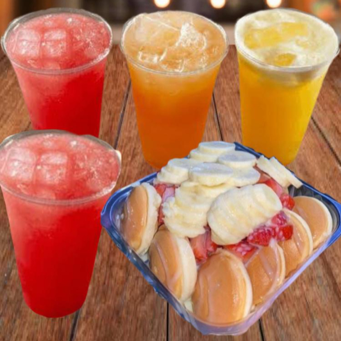 12 Mini Hot Cakes al gusto mas 4 Aguas de un Litro