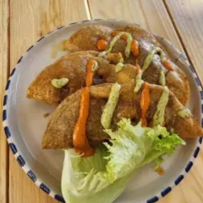Tacos de Chicharrón de Atún