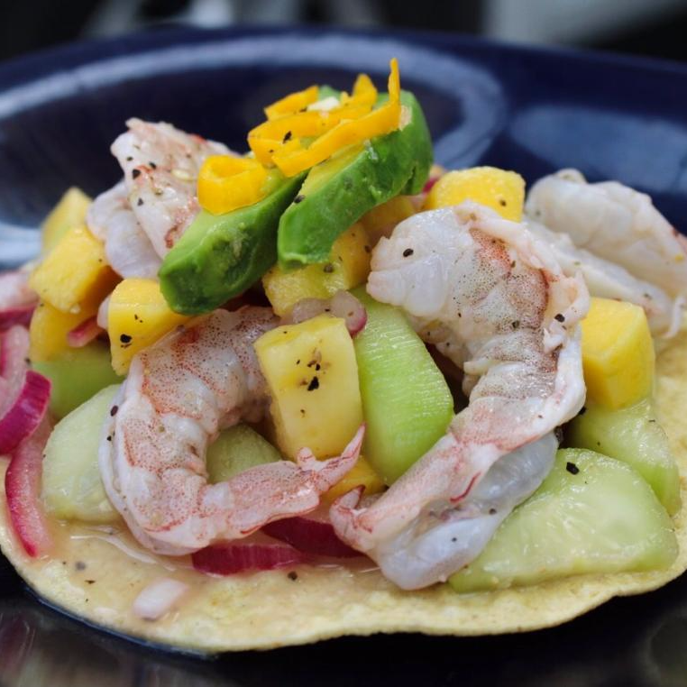 Tostada Aguachile Habanero con Mango